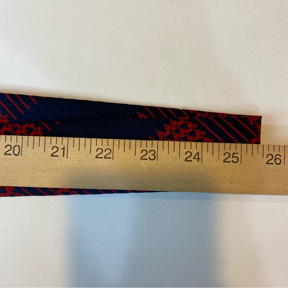 Vintage Macrae red blue big plaid wide tie polyester - Picture 3 of 11